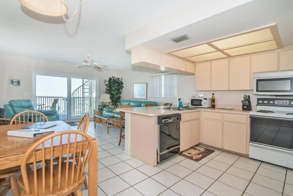 Joyce'S Beachfront #3 Apartamento Clearwater Beach Exterior foto