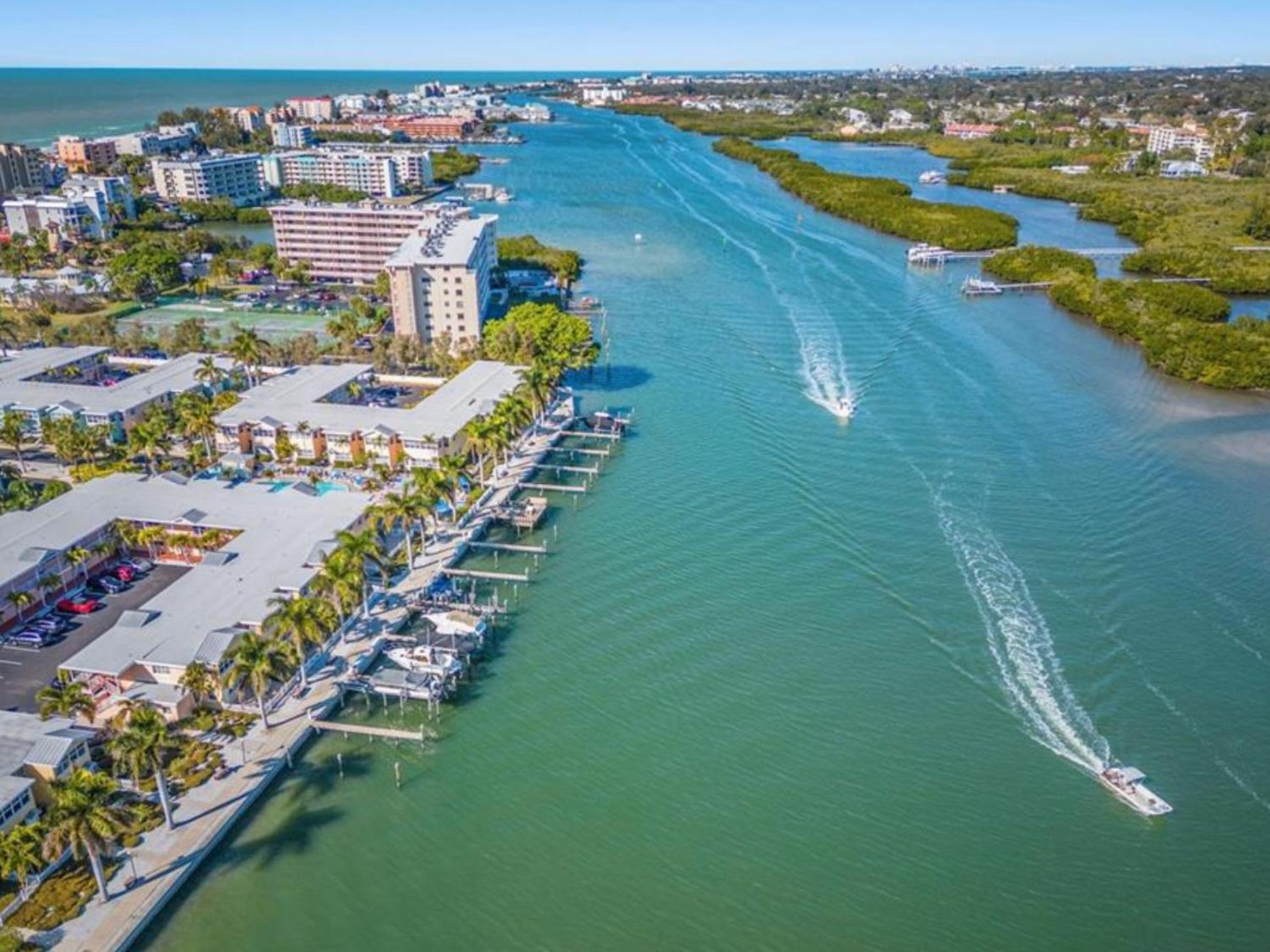 Joyce'S Beachfront #3 Apartamento Clearwater Beach Exterior foto