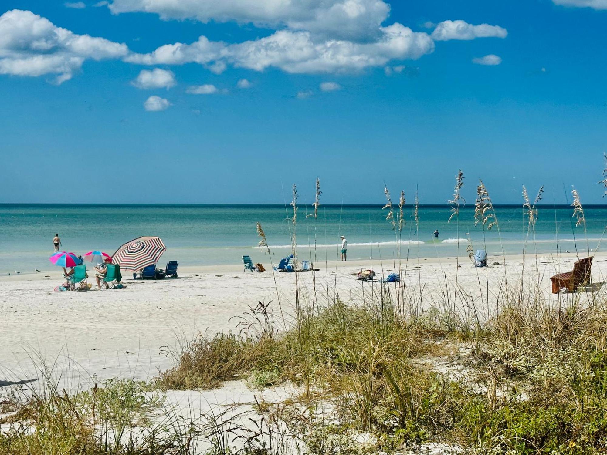 Joyce'S Beachfront #3 Apartamento Clearwater Beach Exterior foto